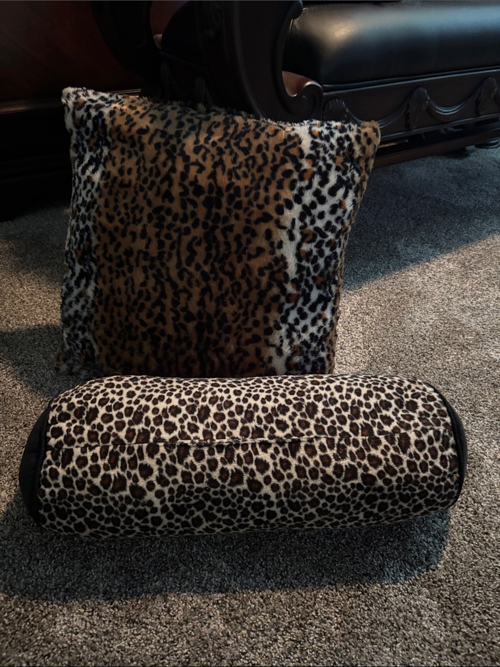 Leopard matching pillows